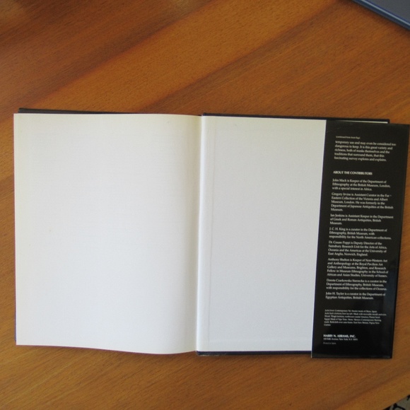 NEW BOOK - MASKS AND THE ART OF EXPRESSION - Picture 5 of 6